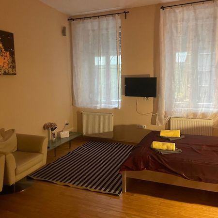 Budapest Clark Apartman ** Apartment Exterior foto