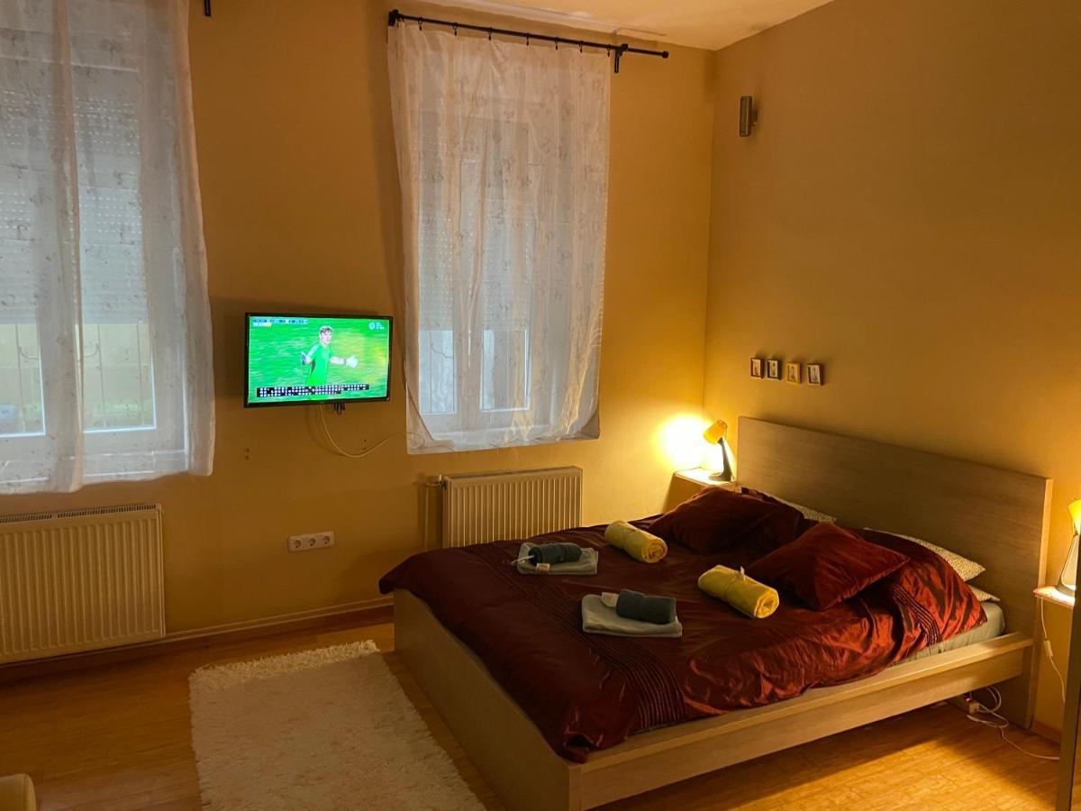 Budapest Clark Apartman ** Apartment Exterior foto