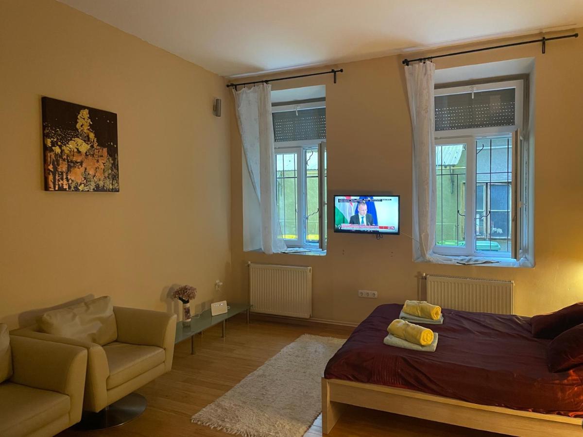 Budapest Clark Apartman ** Apartment Exterior foto