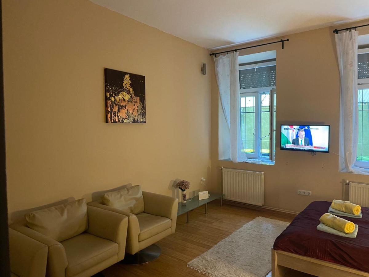 Budapest Clark Apartman ** Apartment Exterior foto